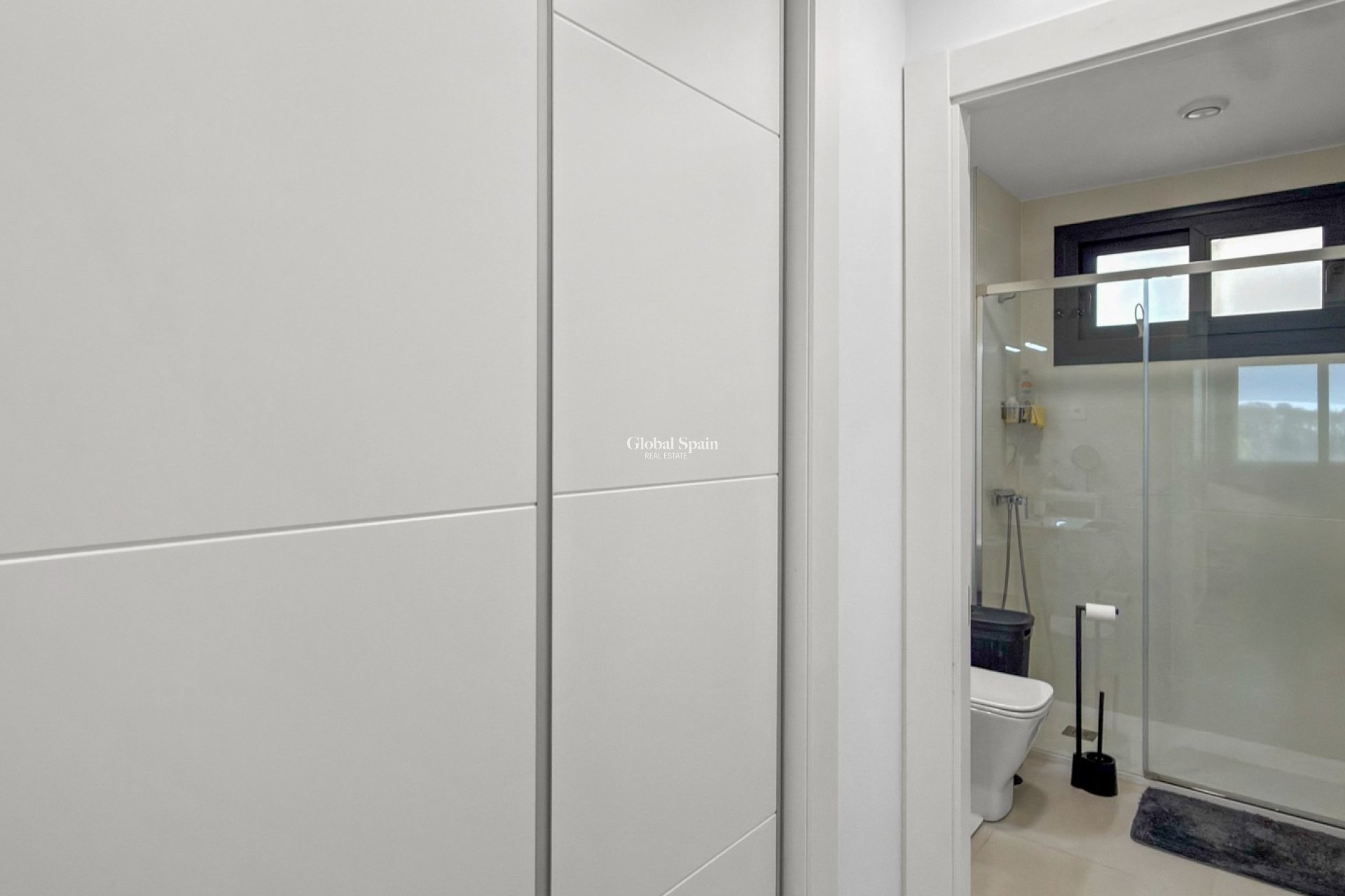 Resale - APARTMENT -
PILAR DE LA HORADADA - Lo Romero Golf