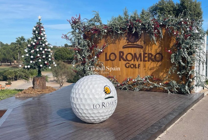 Resale - APARTMENT -
PILAR DE LA HORADADA - Lo Romero Golf