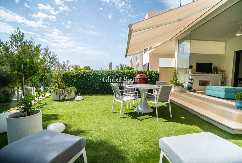 Resale - Apartment -
PILAR DE LA HORADADA - Lo Romero Golf