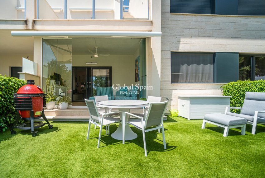 Resale - Apartment -
PILAR DE LA HORADADA - Lo Romero Golf