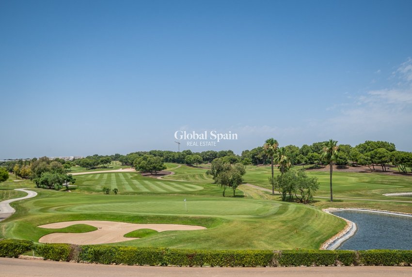 Resale - Apartment -
PILAR DE LA HORADADA - Lo Romero Golf