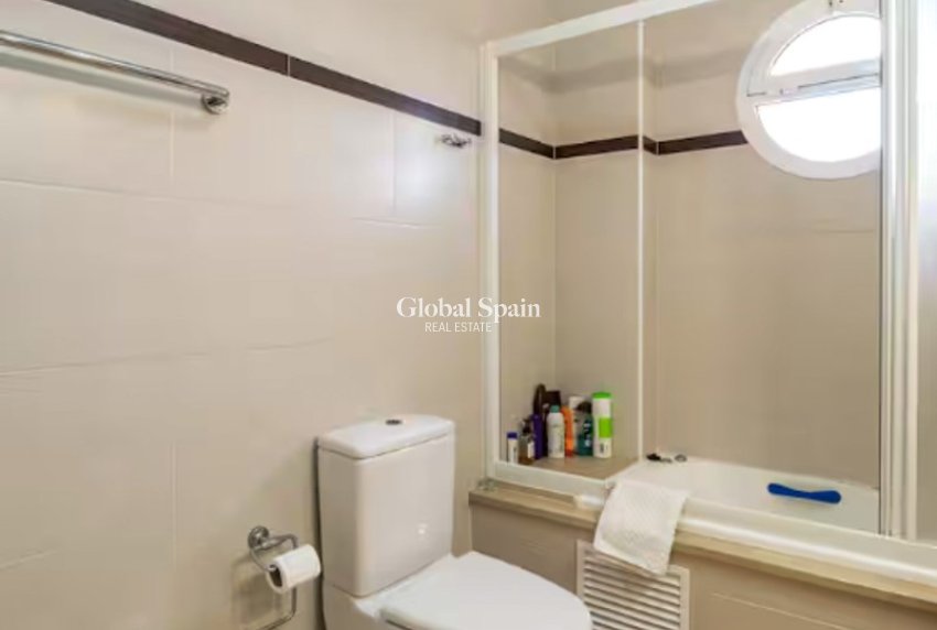 Resale - APARTMENT -
PILAR DE LA HORADADA - MIL PALMERAS 