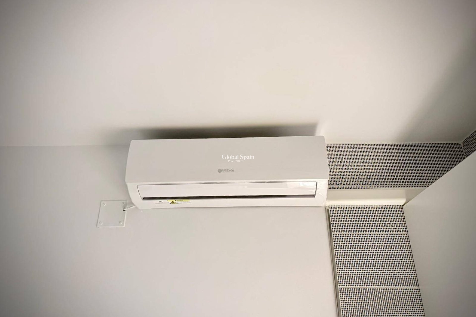 Resale - APARTMENT -
PILAR DE LA HORADADA - MIL PALMERAS 