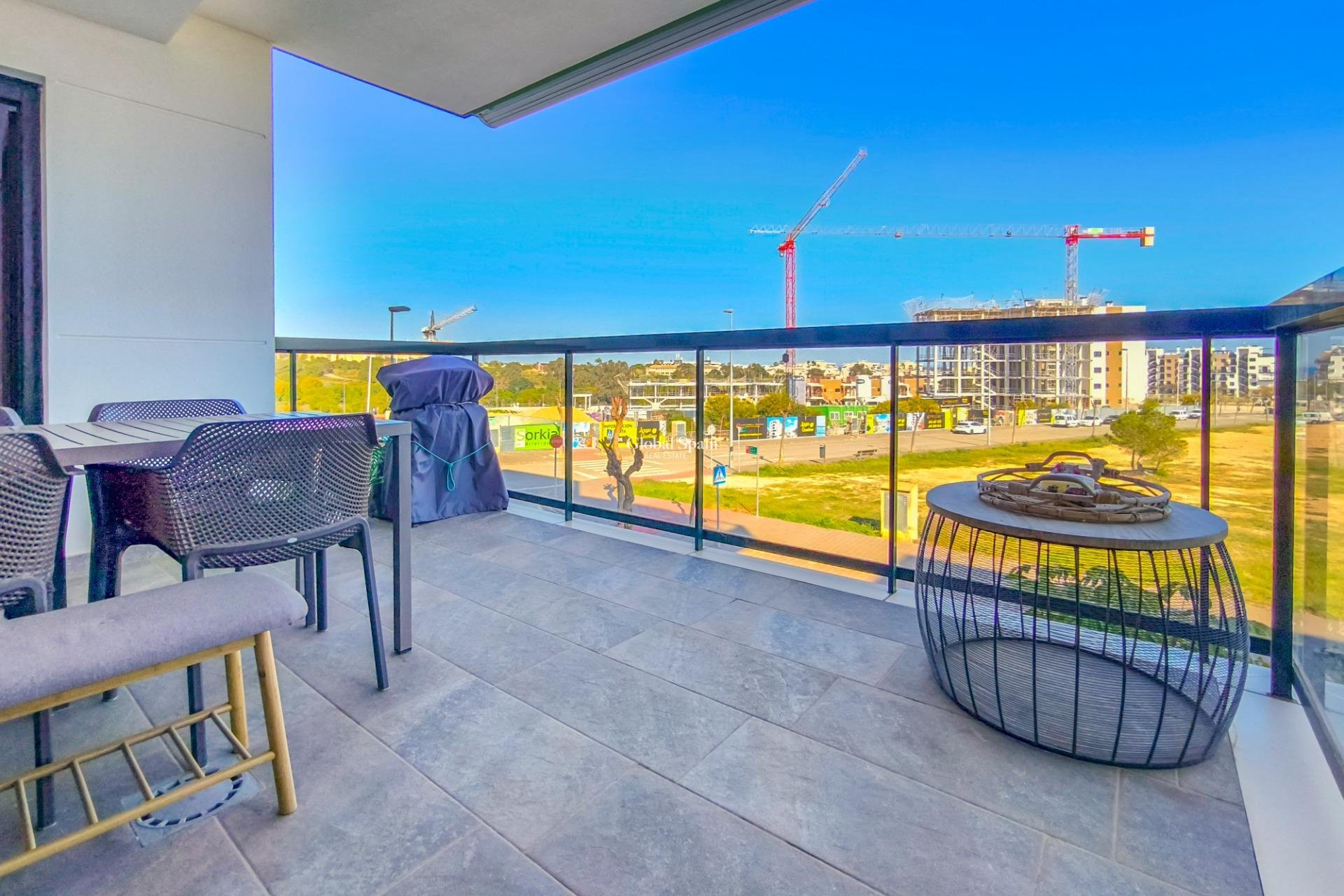 Resale - APARTMENT -
PILAR DE LA HORADADA - MIL PALMERAS 