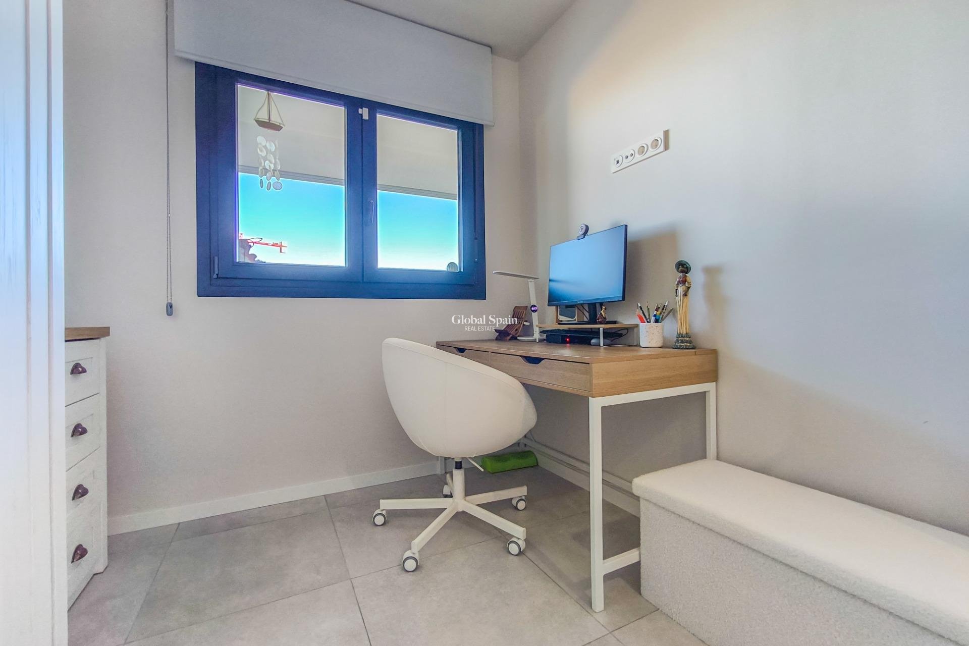 Resale - APARTMENT -
PILAR DE LA HORADADA - MIL PALMERAS 