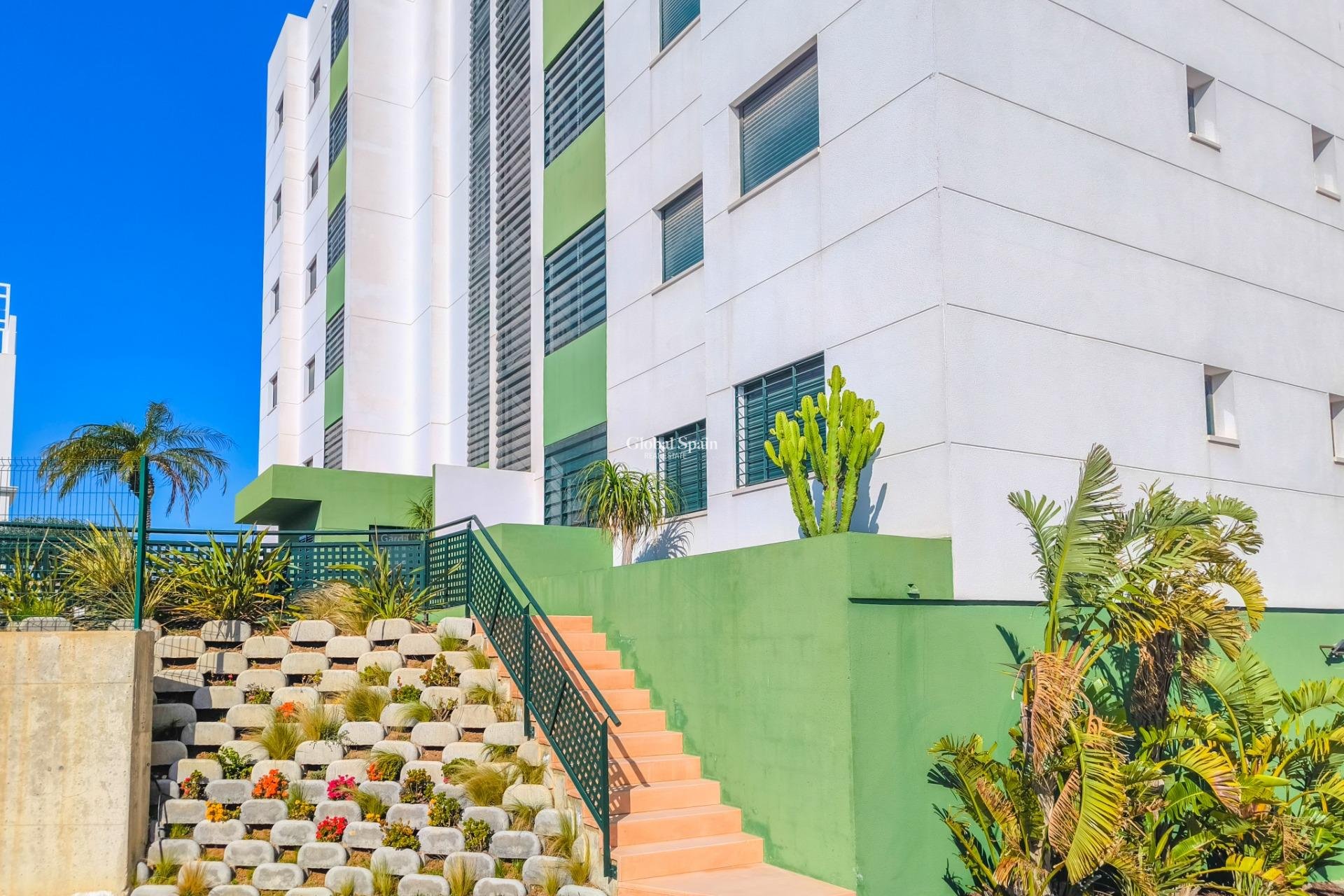 Resale - APARTMENT -
PILAR DE LA HORADADA - MIL PALMERAS 