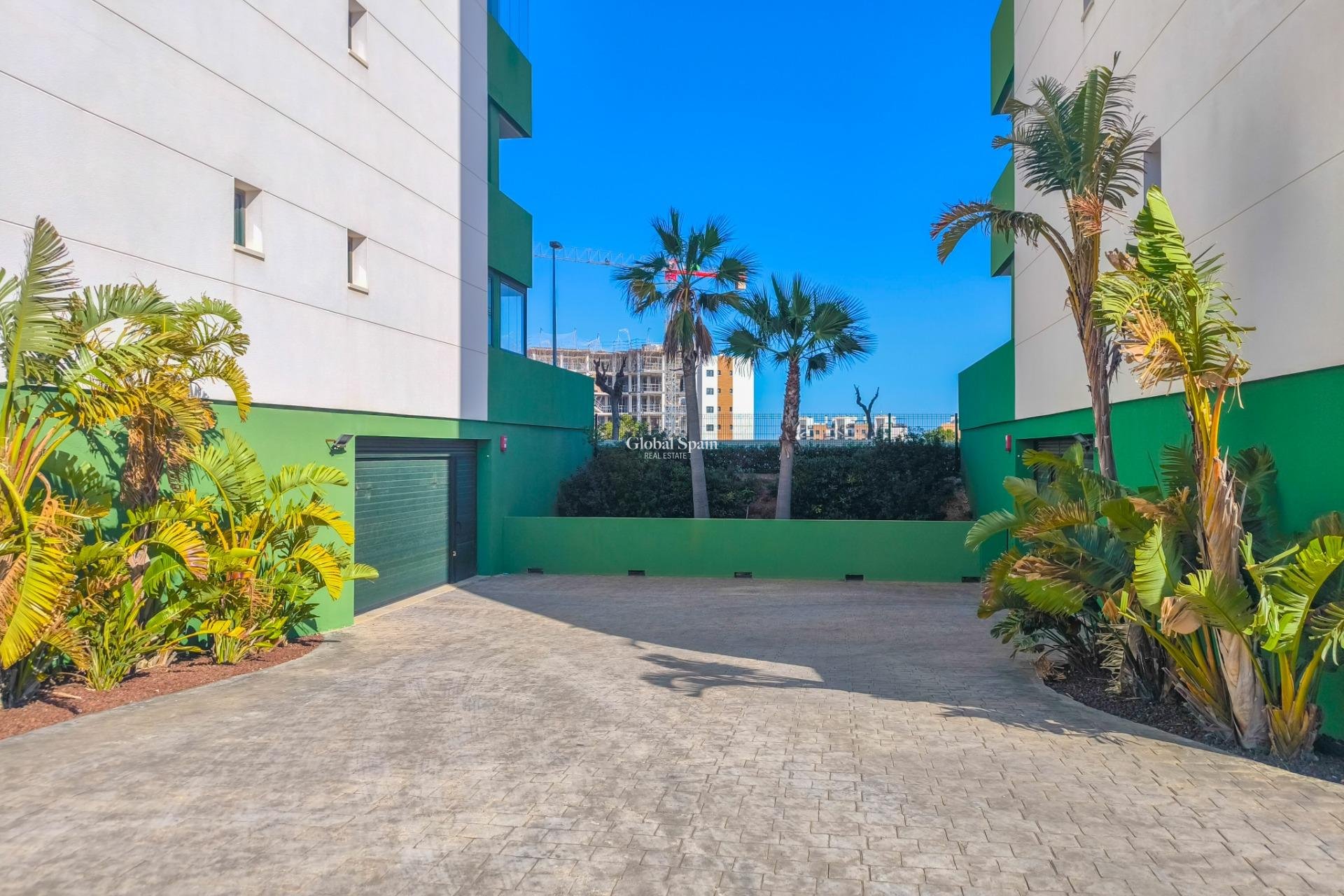 Resale - APARTMENT -
PILAR DE LA HORADADA - MIL PALMERAS 