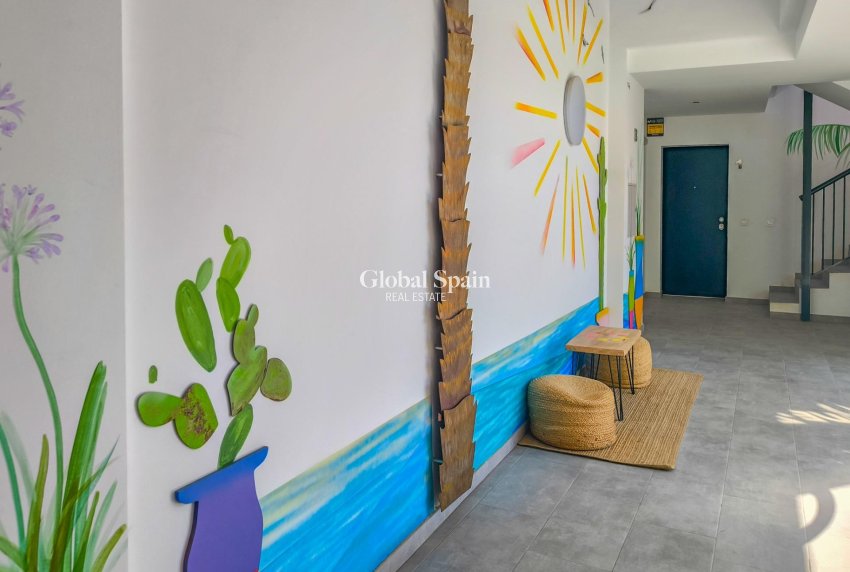 Resale - APARTMENT -
PILAR DE LA HORADADA - MIL PALMERAS 