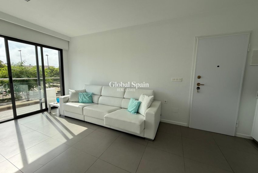 Resale - APARTMENT -
PILAR DE LA HORADADA - MIL PALMERAS 