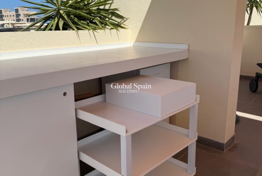 Resale - APARTMENT -
PILAR DE LA HORADADA - MIL PALMERAS 
