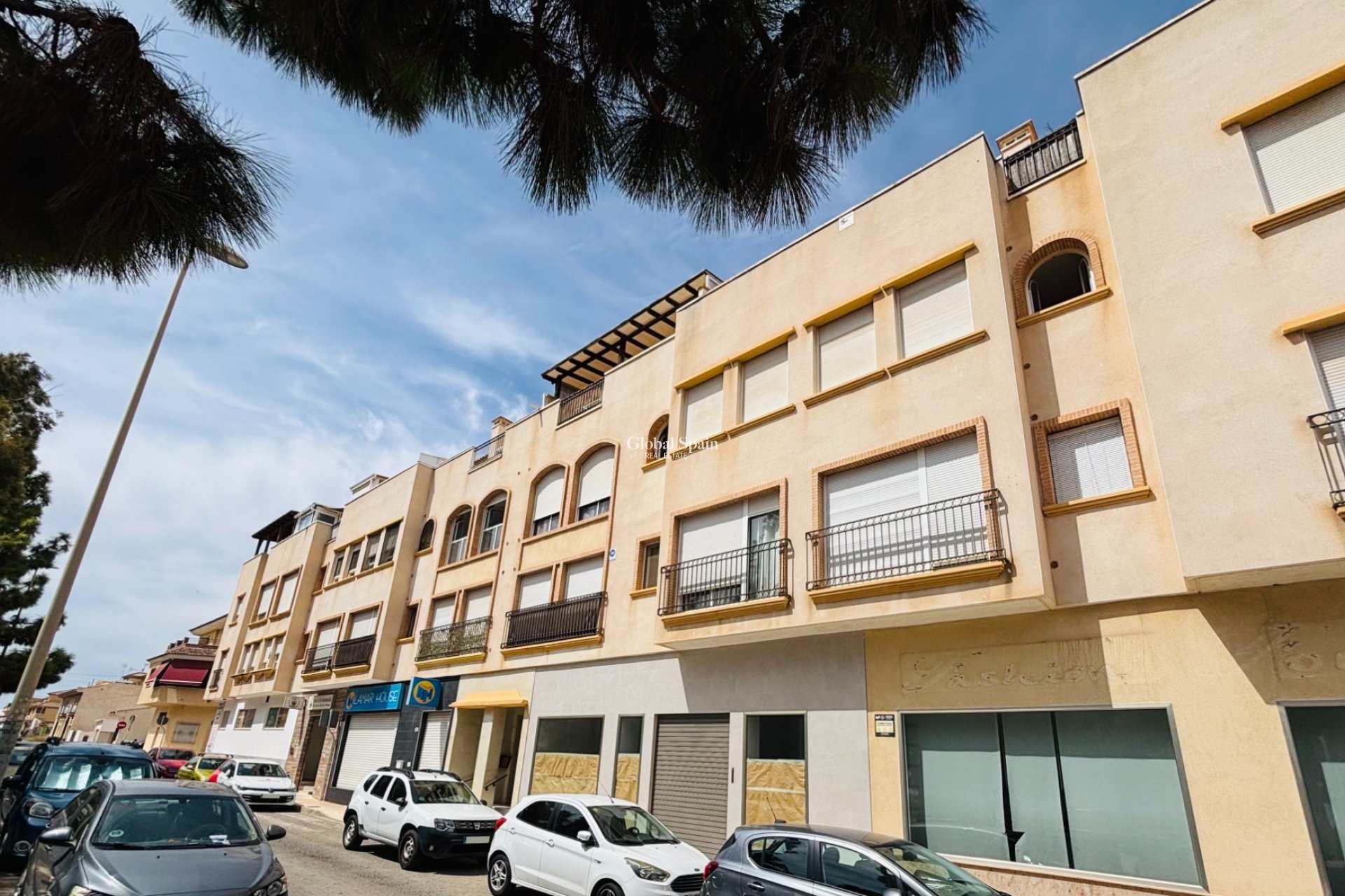 Resale - APARTMENT -
PILAR DE LA HORADADA - Pilar de La Horadada - Town