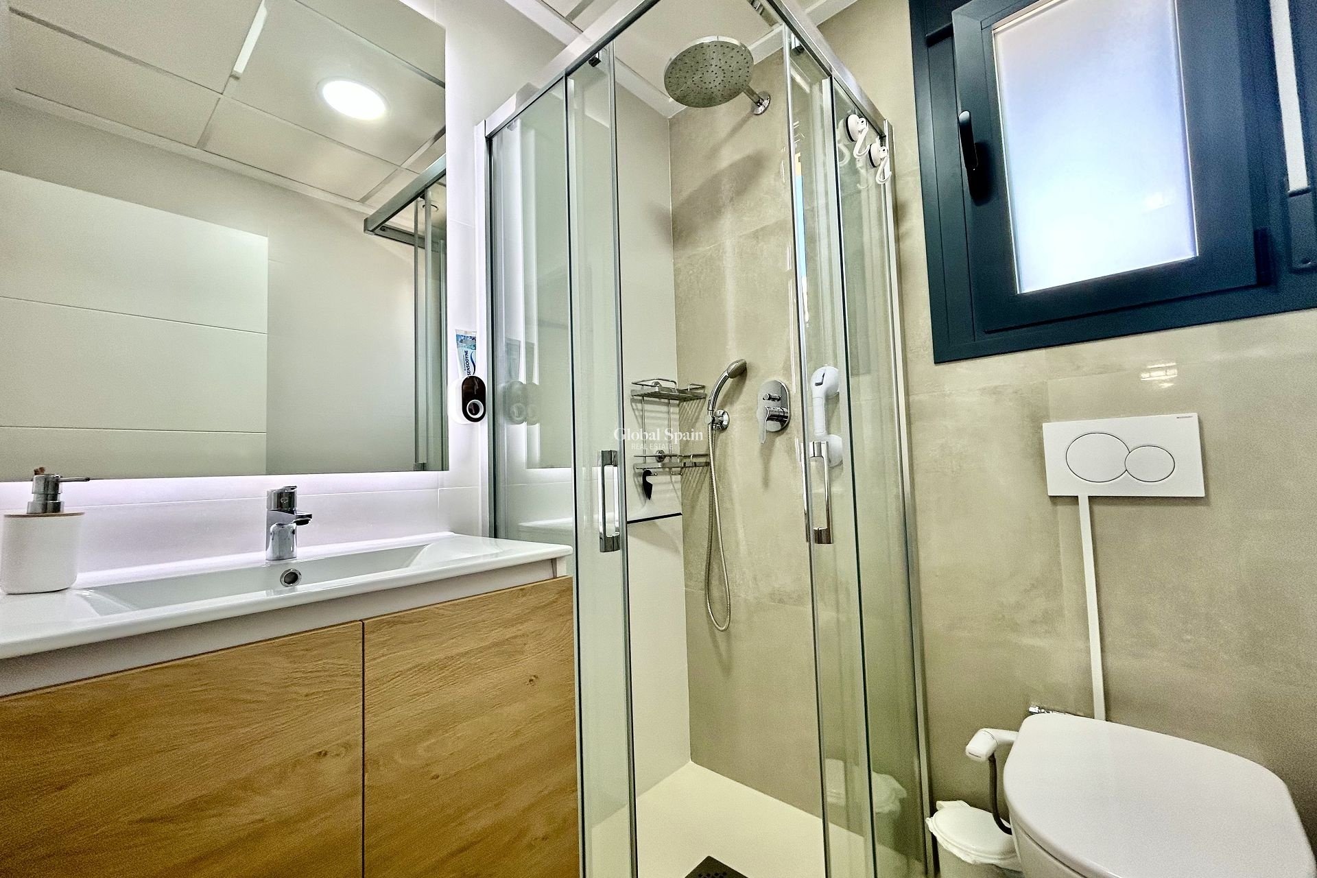 Resale - APARTMENT -
PILAR DE LA HORADADA - Pilar de la Horadada