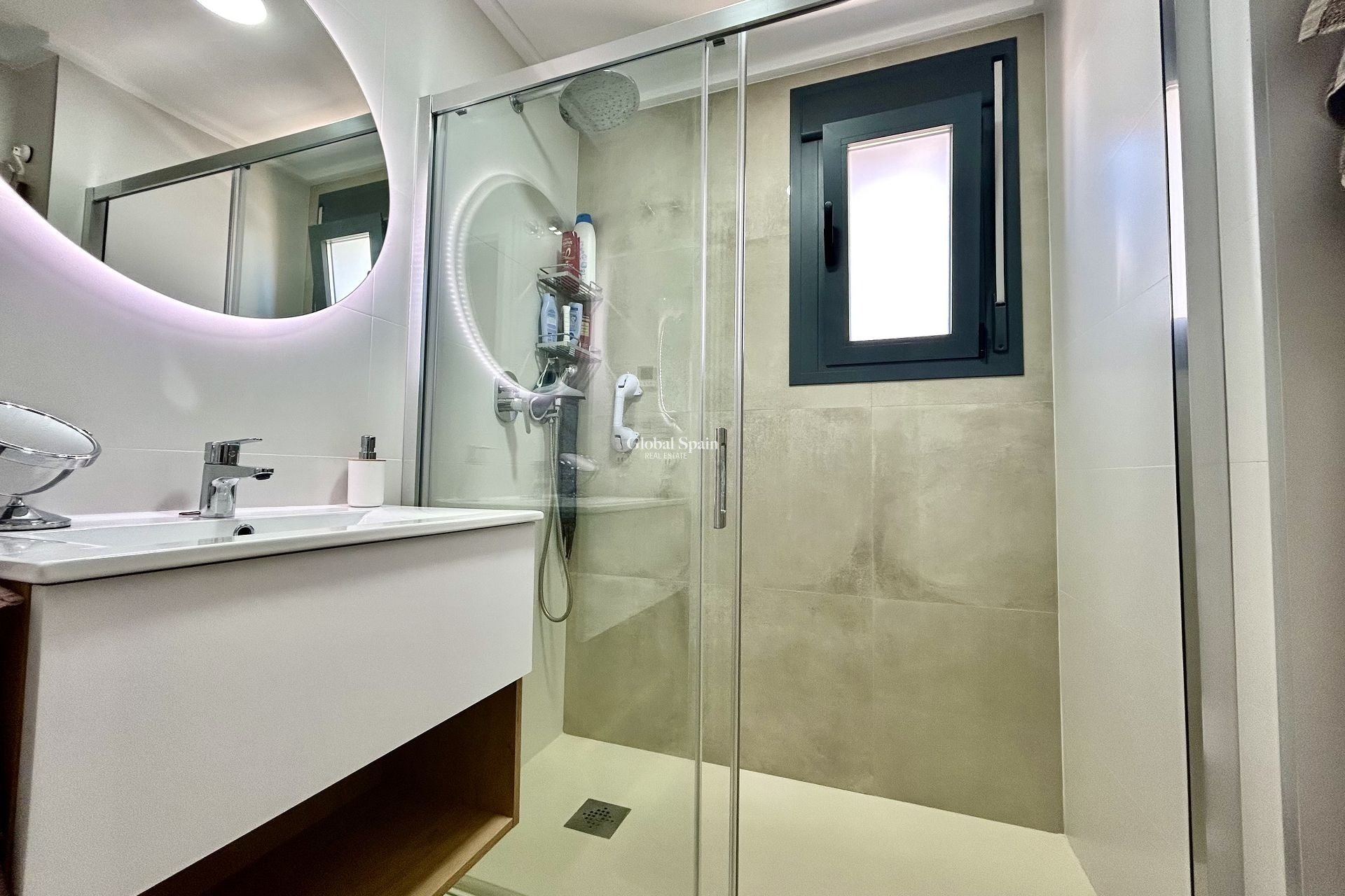 Resale - APARTMENT -
PILAR DE LA HORADADA - Pilar de la Horadada