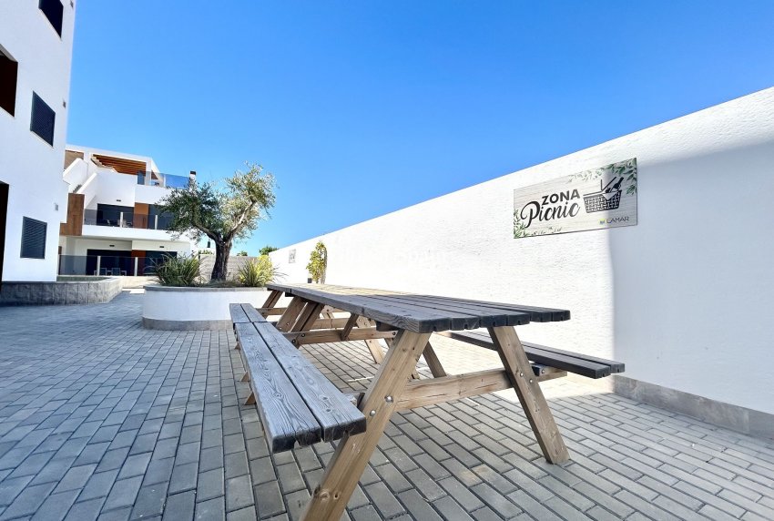 Resale - APARTMENT -
PILAR DE LA HORADADA - Pilar de la Horadada