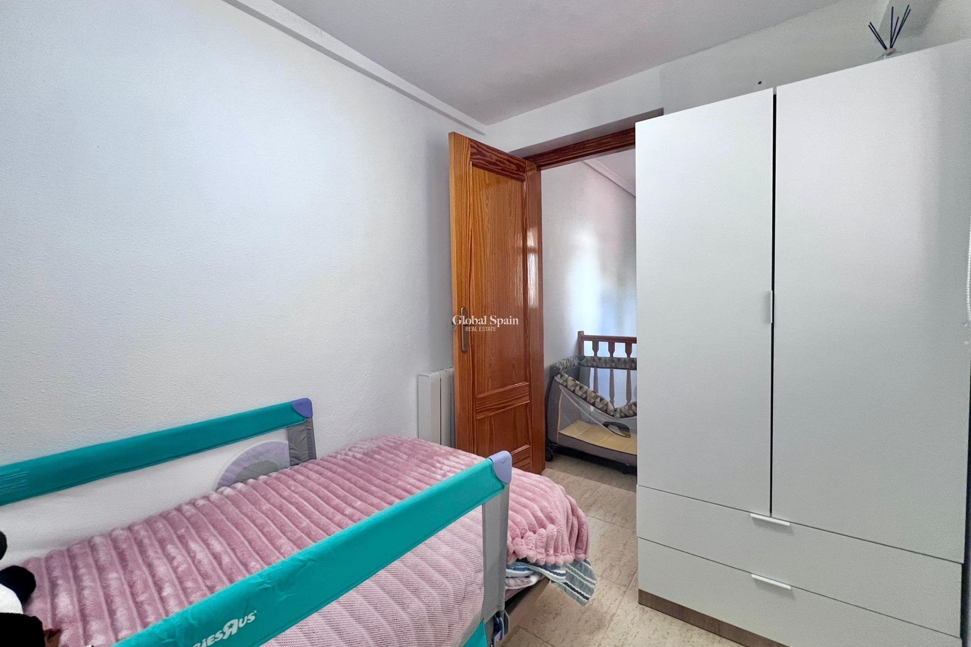 Resale - APARTMENT -
PILAR DE LA HORADADA - RioMar