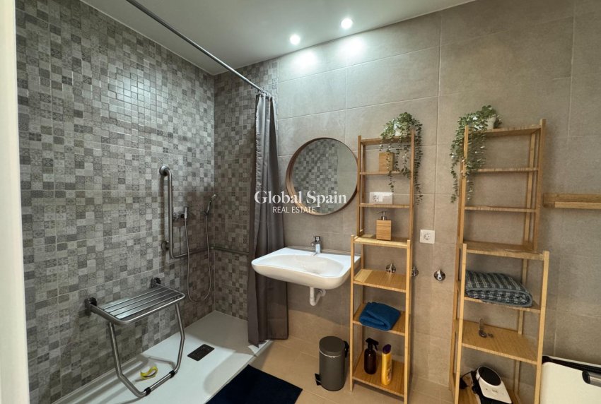 Resale - APARTMENT -
PILAR DE LA HORADADA - RioMar