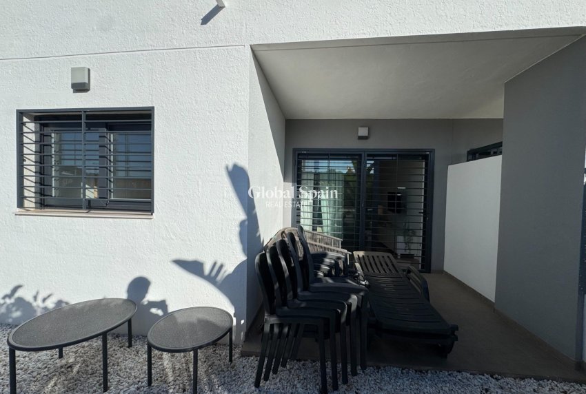Resale - APARTMENT -
PILAR DE LA HORADADA - RioMar