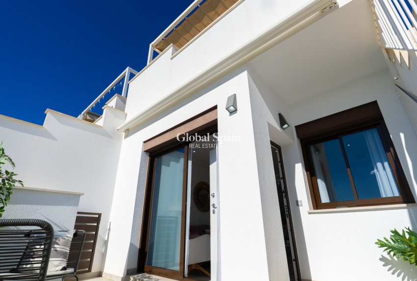 Resale - APARTMENT -
PILAR DE LA HORADADA - Torre de la Horadada