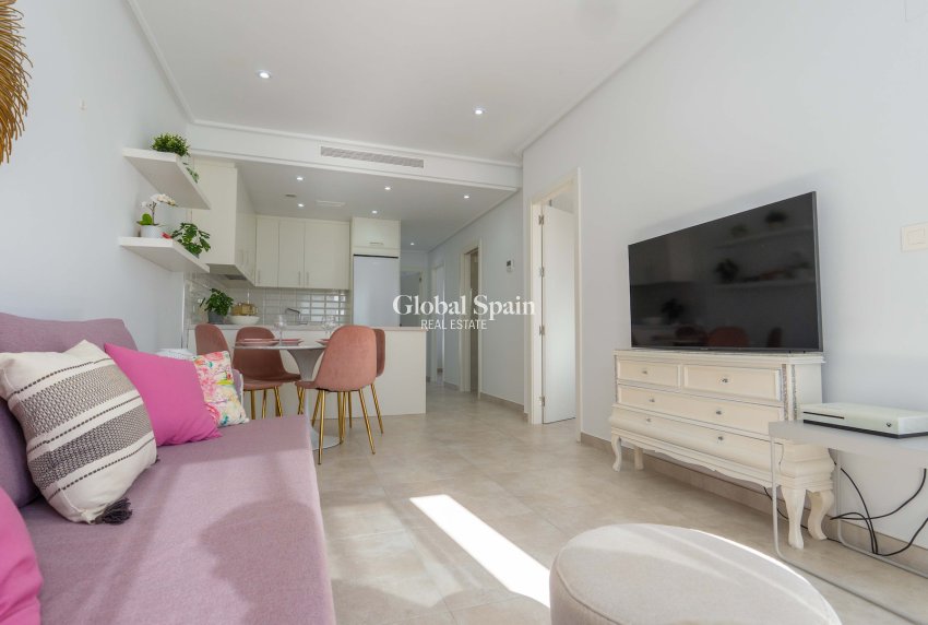 Resale - APARTMENT -
PILAR DE LA HORADADA - Torre de la Horadada