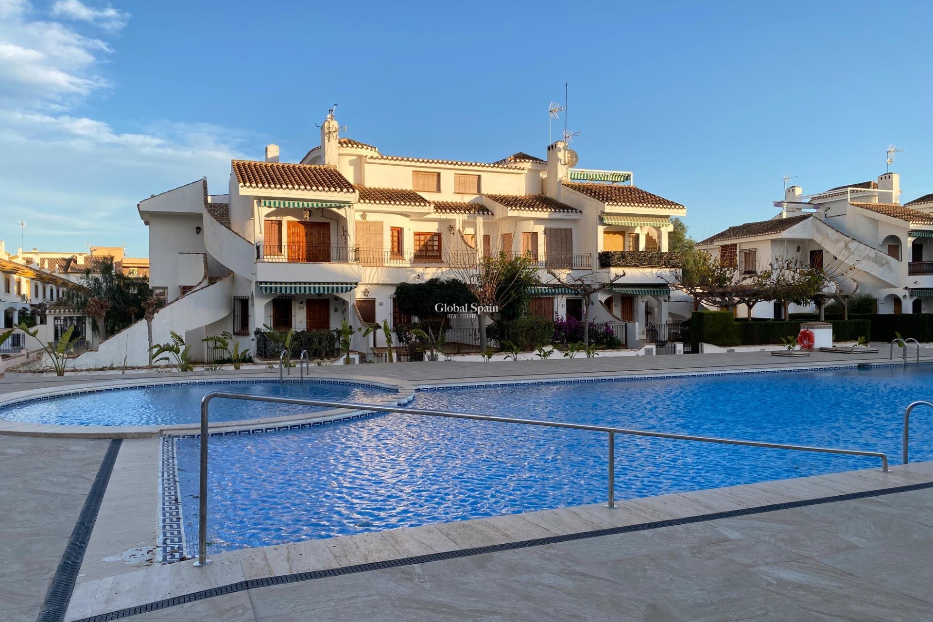 Resale - APARTMENT -
PILAR DE LA HORADADA - Torre de la Horadada