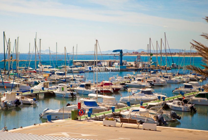 Resale - APARTMENT -
PILAR DE LA HORADADA - Torre de la Horadada