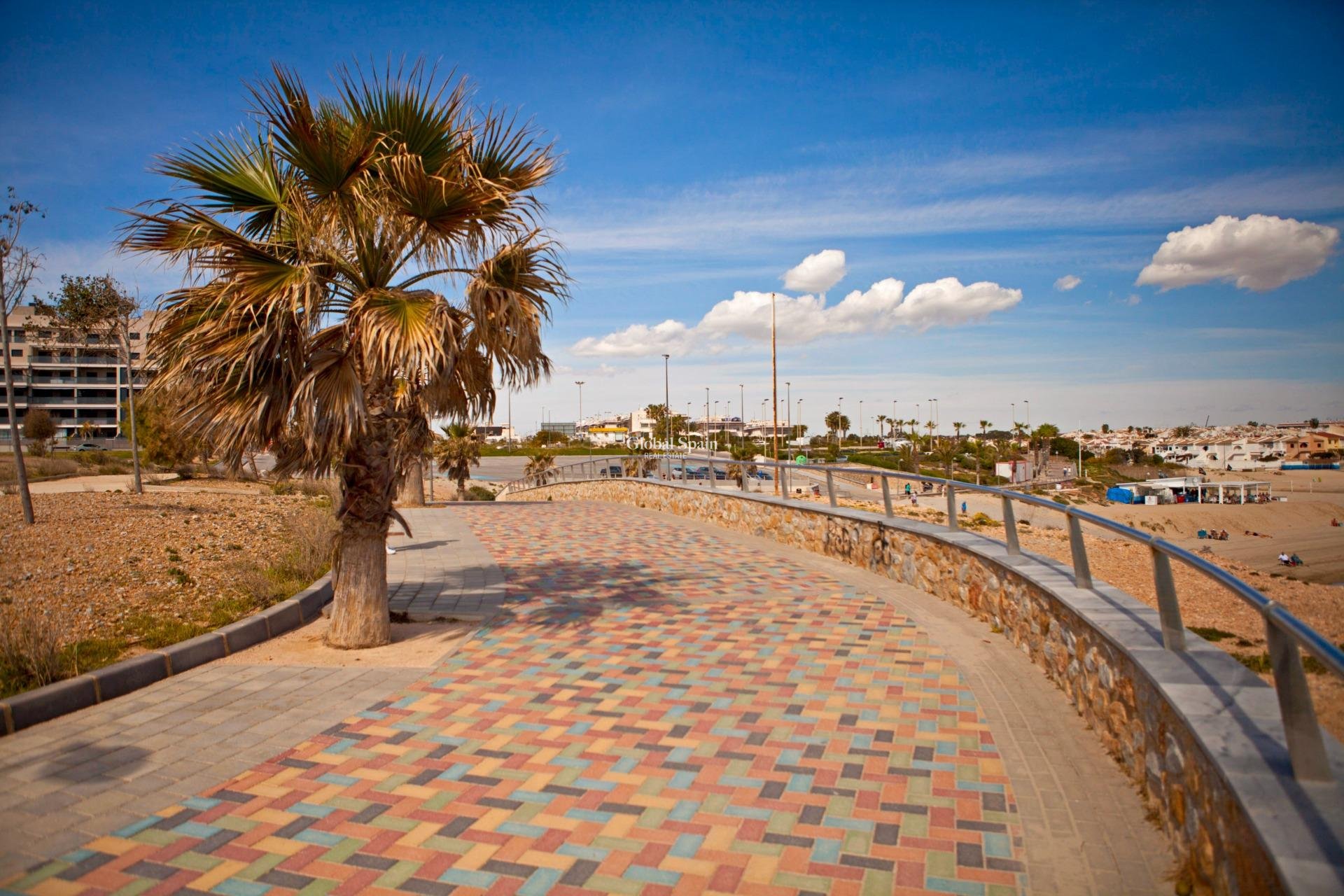 Resale - APARTMENT -
PILAR DE LA HORADADA - Torre de la Horadada