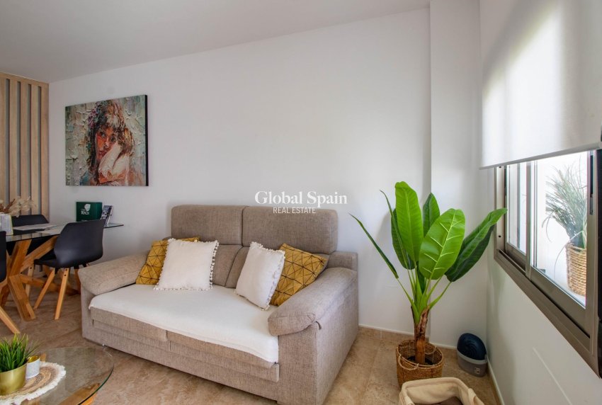 Resale - APARTMENT -
PILAR DE LA HORADADA - Torre de la Horadada