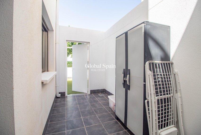 Resale - APARTMENT -
PILAR DE LA HORADADA - Torre de la Horadada