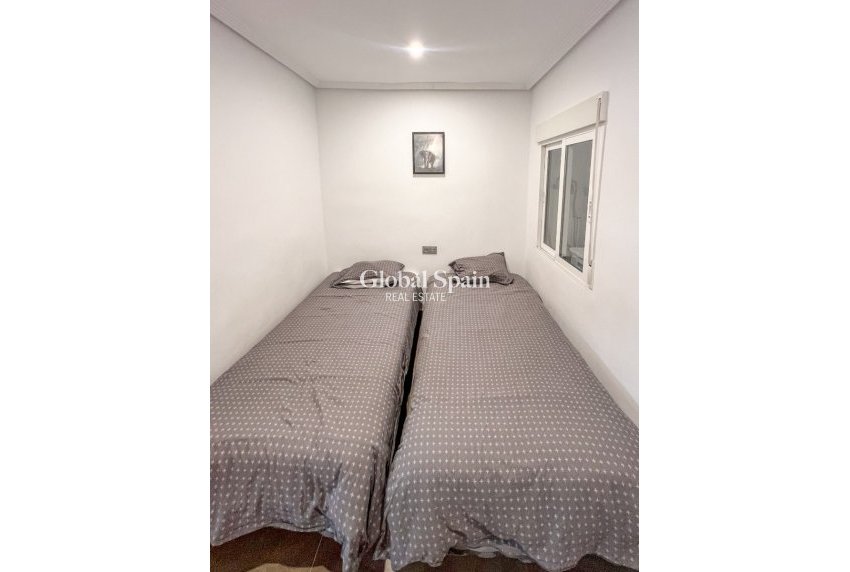 Resale - APARTMENT -
PLAYA DEL CURA  - Torrevieja