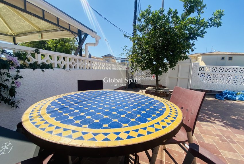 Resale - APARTMENT -
PLAYA FLAMENCA - Costa Blanca
