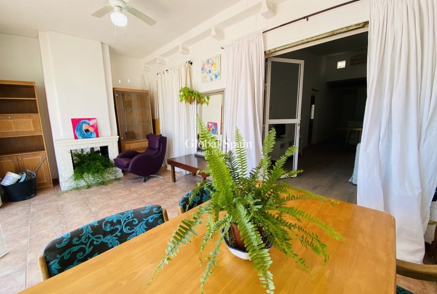 Resale - APARTMENT -
PLAYA FLAMENCA - Costa Blanca