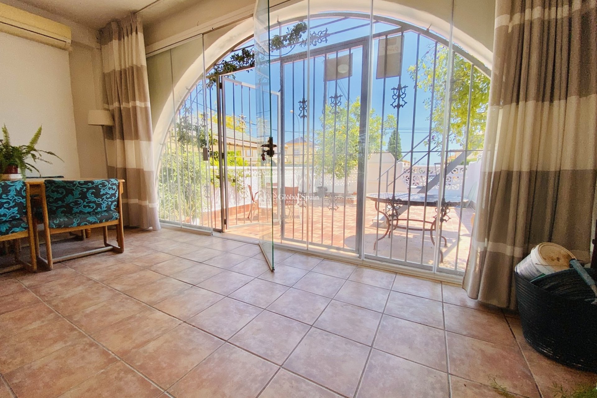 Resale - APARTMENT -
PLAYA FLAMENCA - Costa Blanca