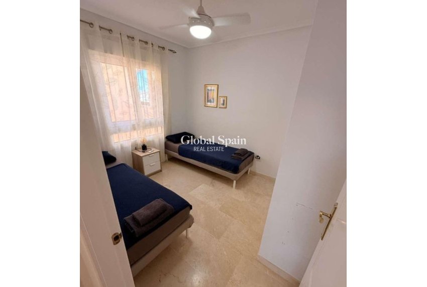 Resale - APARTMENT -
PLAYA FLAMENCA - Costa Blanca