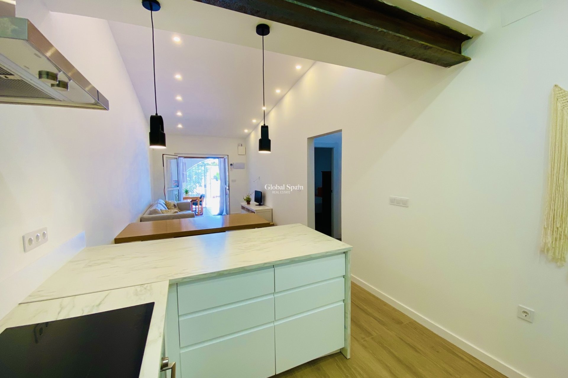 Resale - APARTMENT -
PLAYA FLAMENCA - Costa Blanca