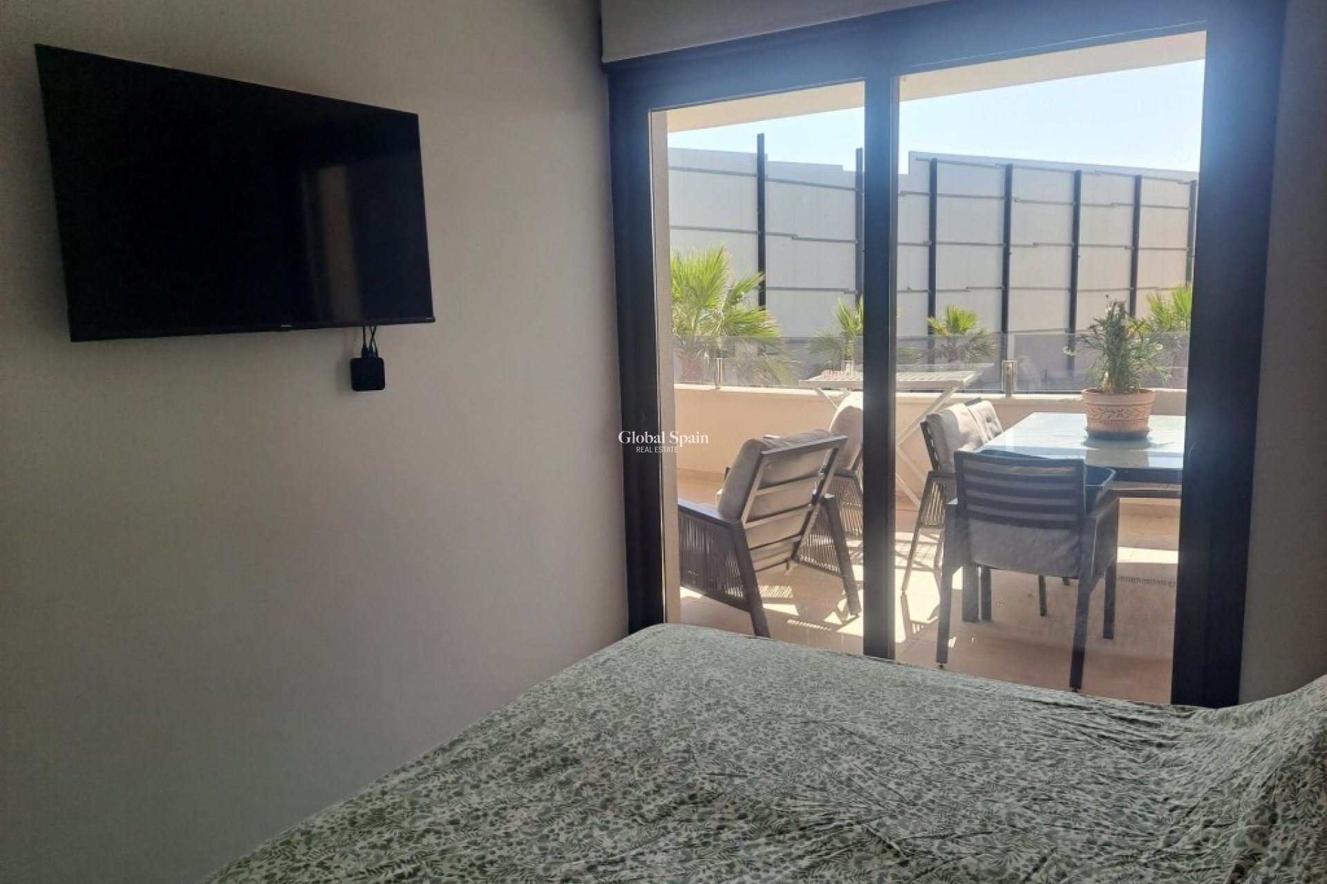 Resale - APARTMENT -
PLAYA FLAMENCA - Costa Blanca