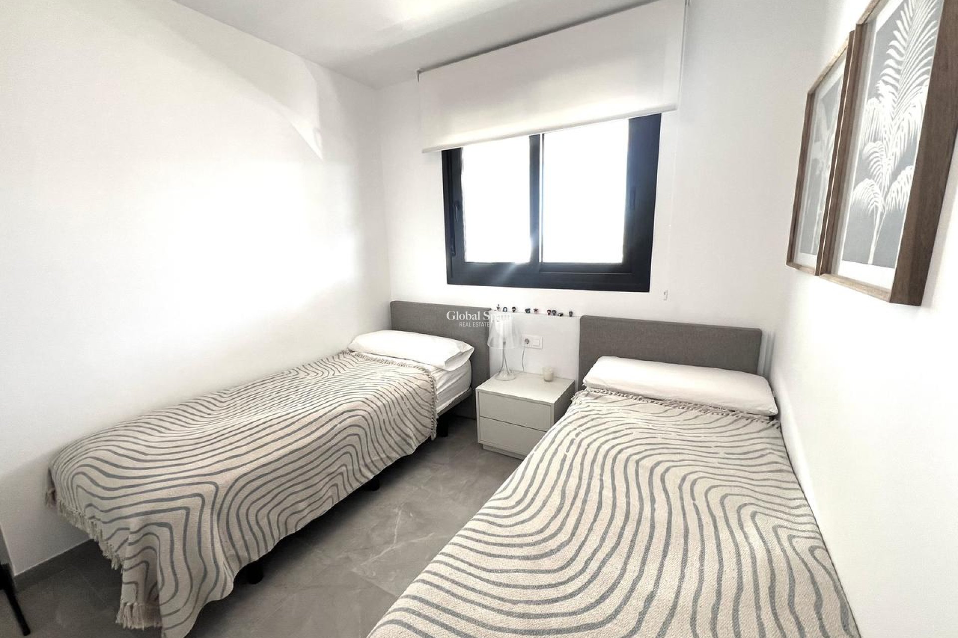 Resale - APARTMENT -
PLAYA FLAMENCA - Costa Blanca