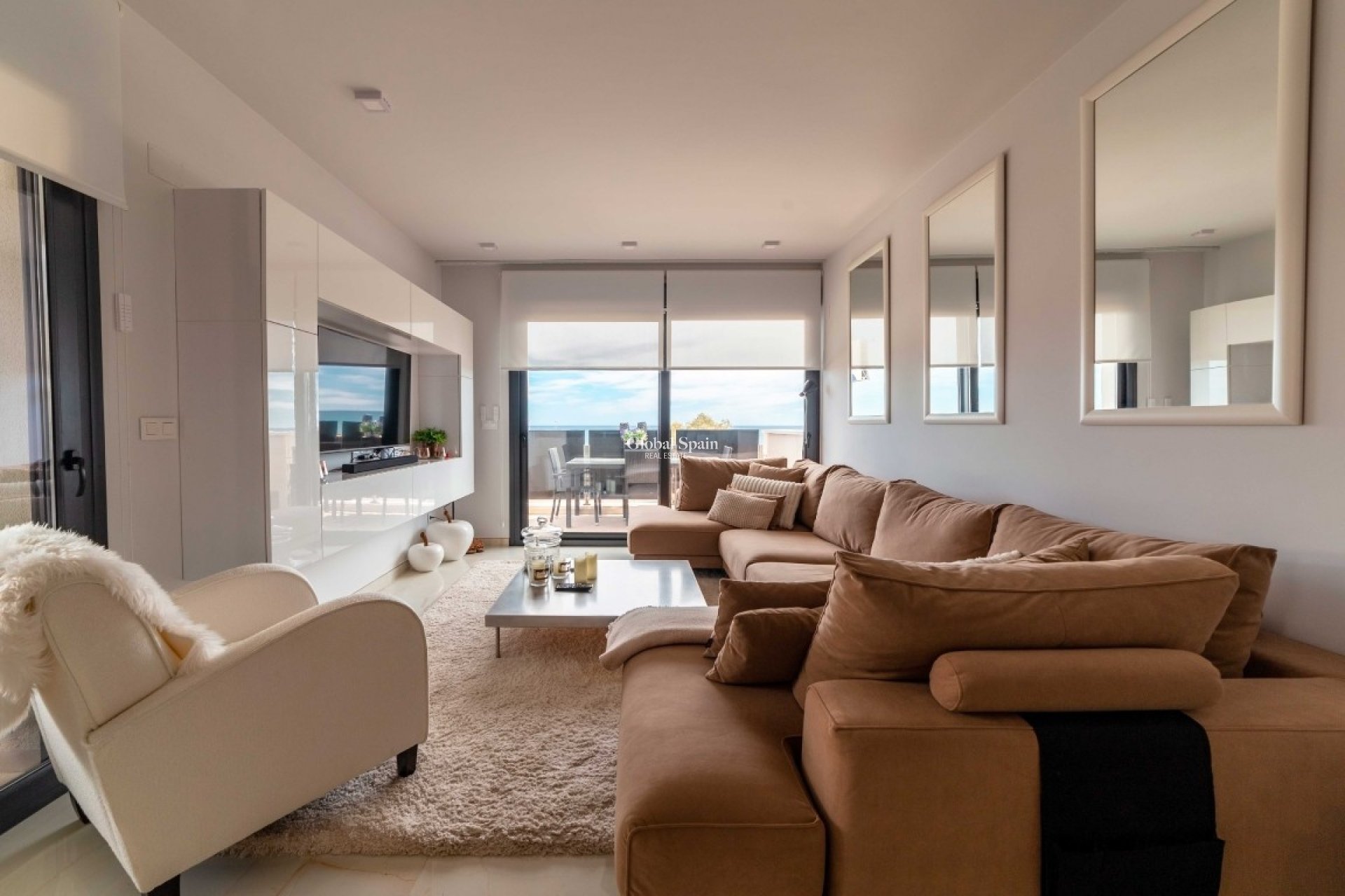 Resale - APARTMENT -
PLAYA FLAMENCA - Costa Blanca