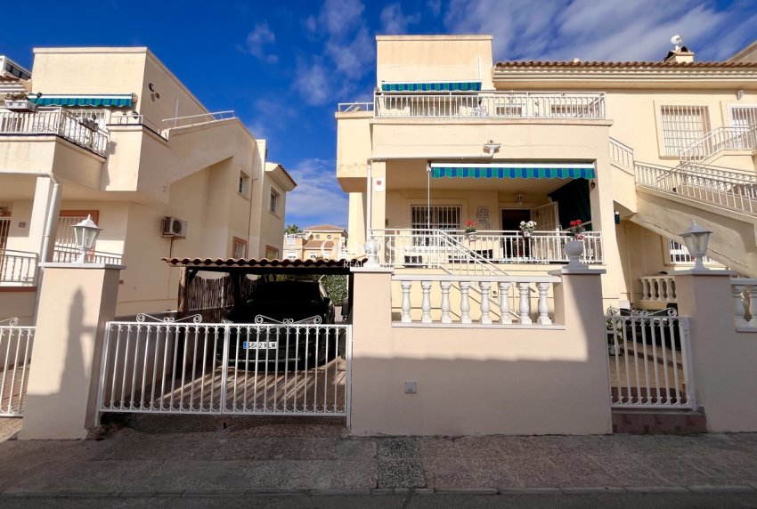 Resale - APARTMENT -
PLAYA FLAMENCA - Costa Blanca
