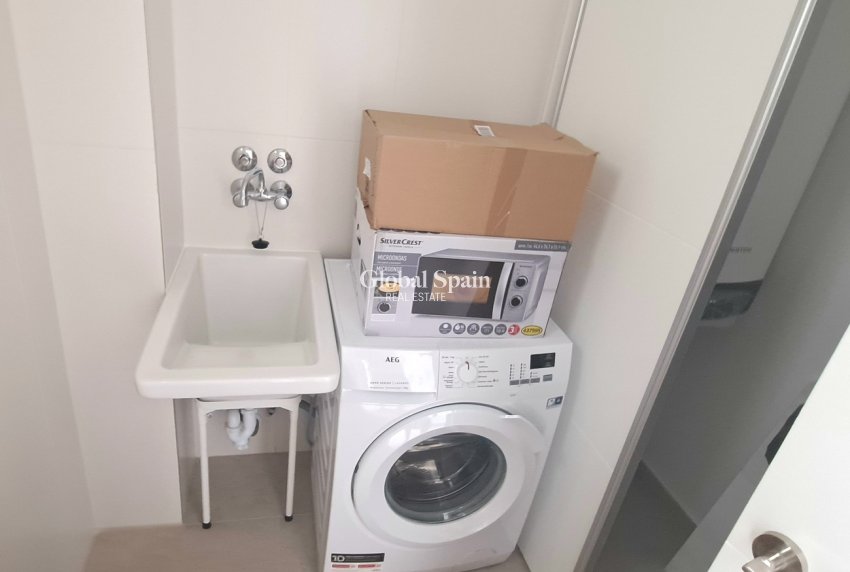 Resale - APARTMENT -
PLAYA FLAMENCA - Costa Blanca