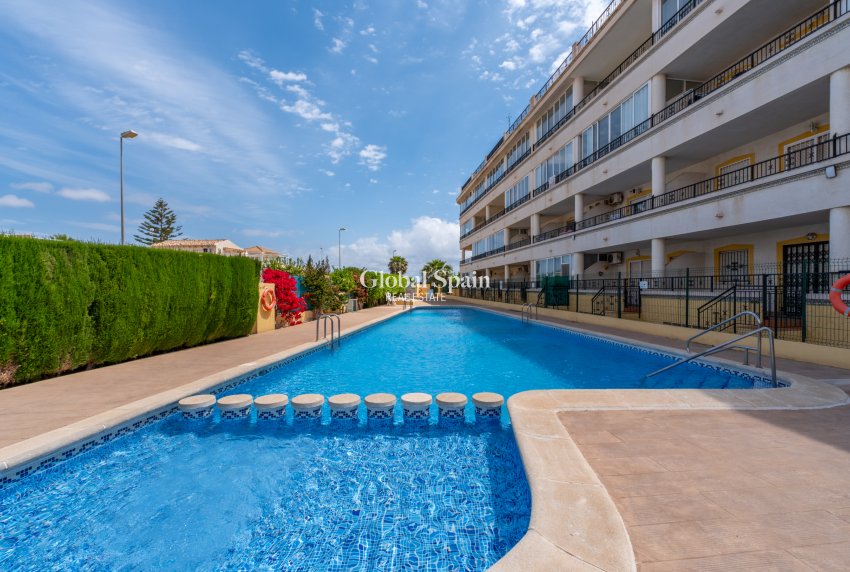 Resale - APARTMENT -
PLAYA FLAMENCA - Costa Blanca