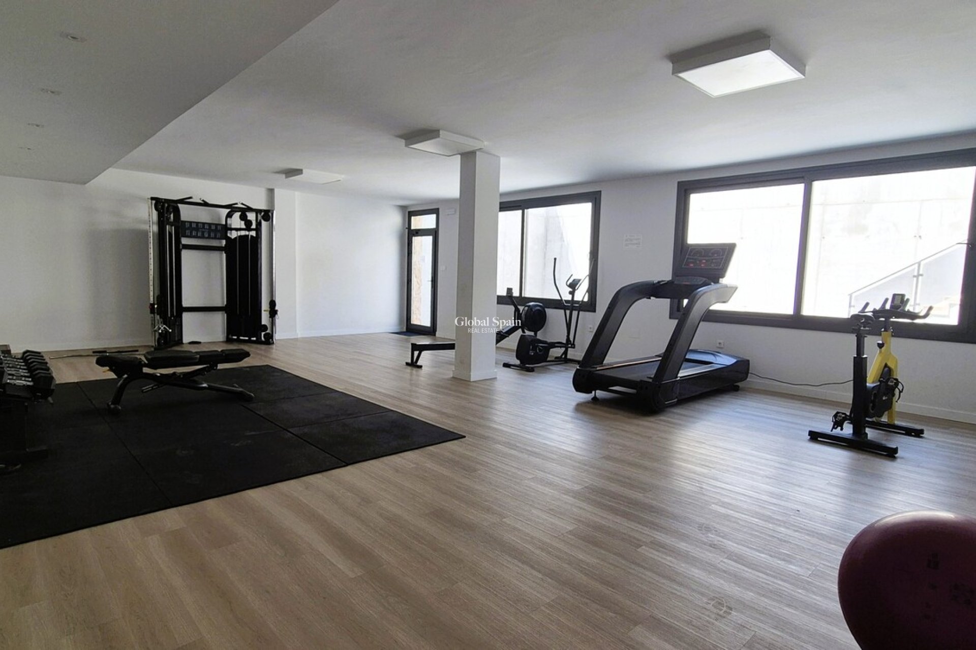 Resale - APARTMENT -
PLAYA FLAMENCA - Costa Blanca