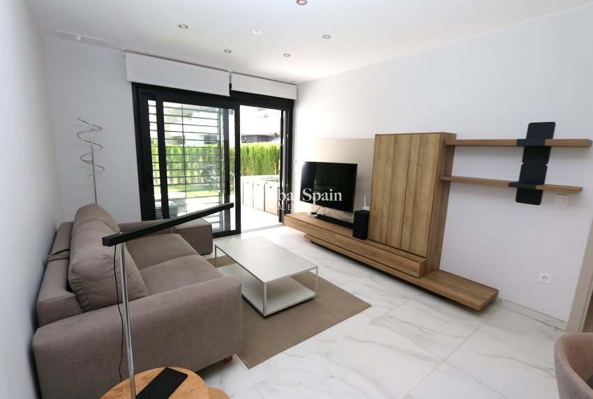 Resale - APARTMENT -
PLAYA FLAMENCA - Costa Blanca