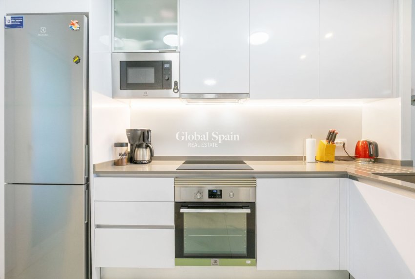 Resale - APARTMENT -
PLAYA FLAMENCA - Flamenca Village