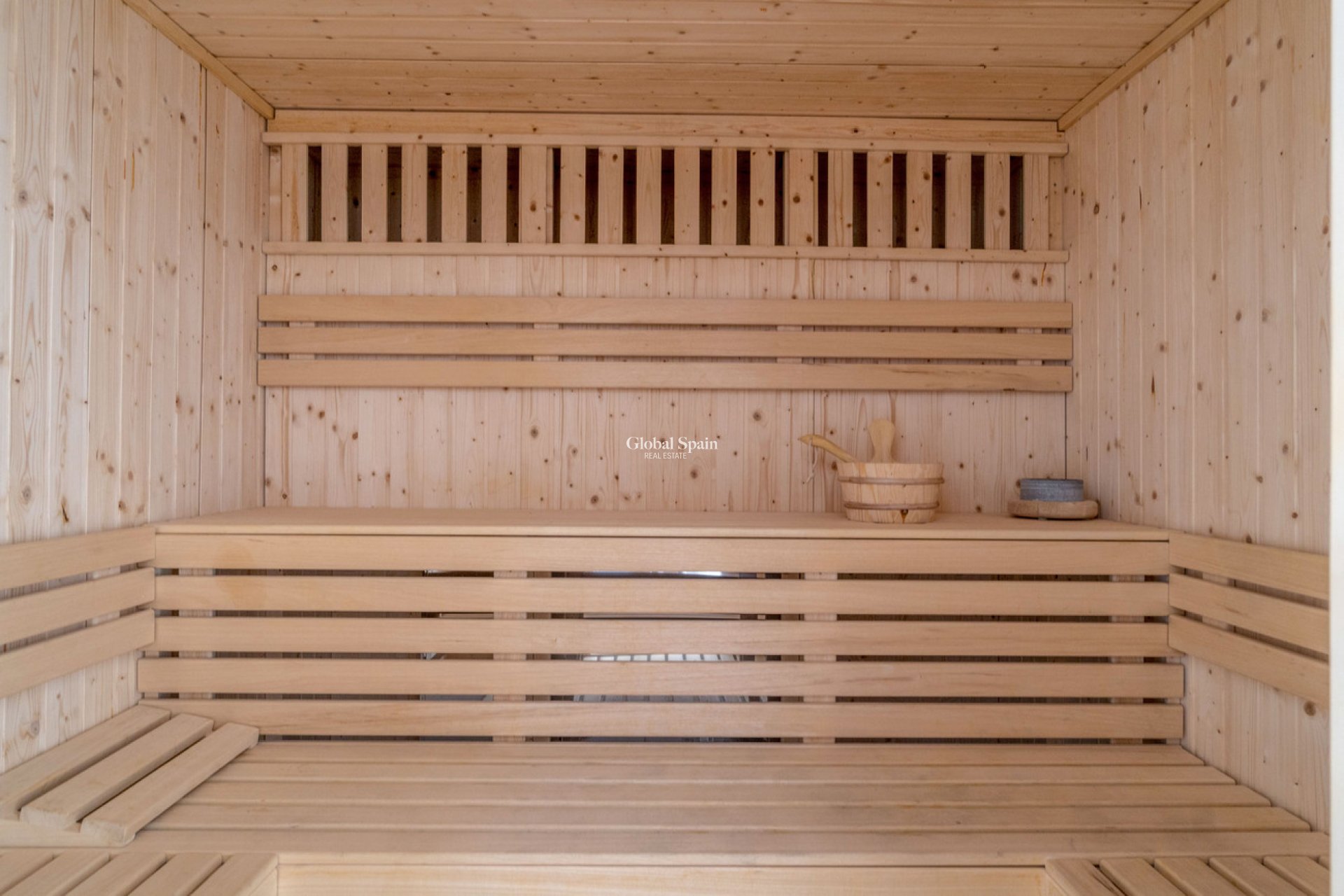 Resale - APARTMENT -
PLAYA FLAMENCA - Flamenca Village