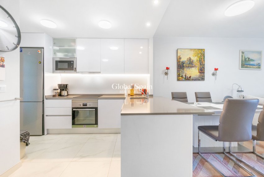 Resale - APARTMENT -
PLAYA FLAMENCA - Flamenca Village