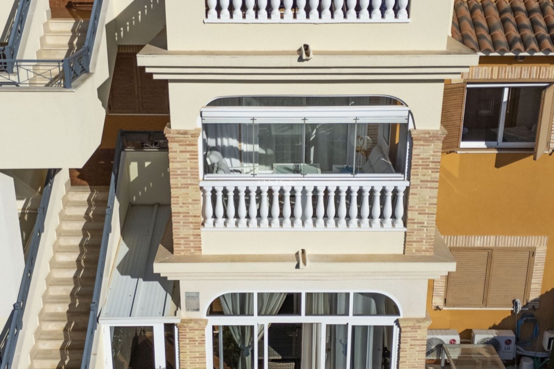 Resale - Apartment -
PLAYA FLAMENCA - Zeniamar