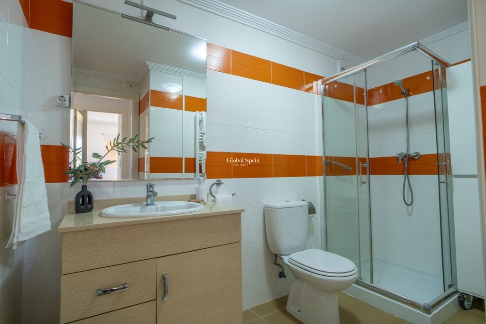 Resale - Apartment -
PLAYA FLAMENCA - Zeniamar