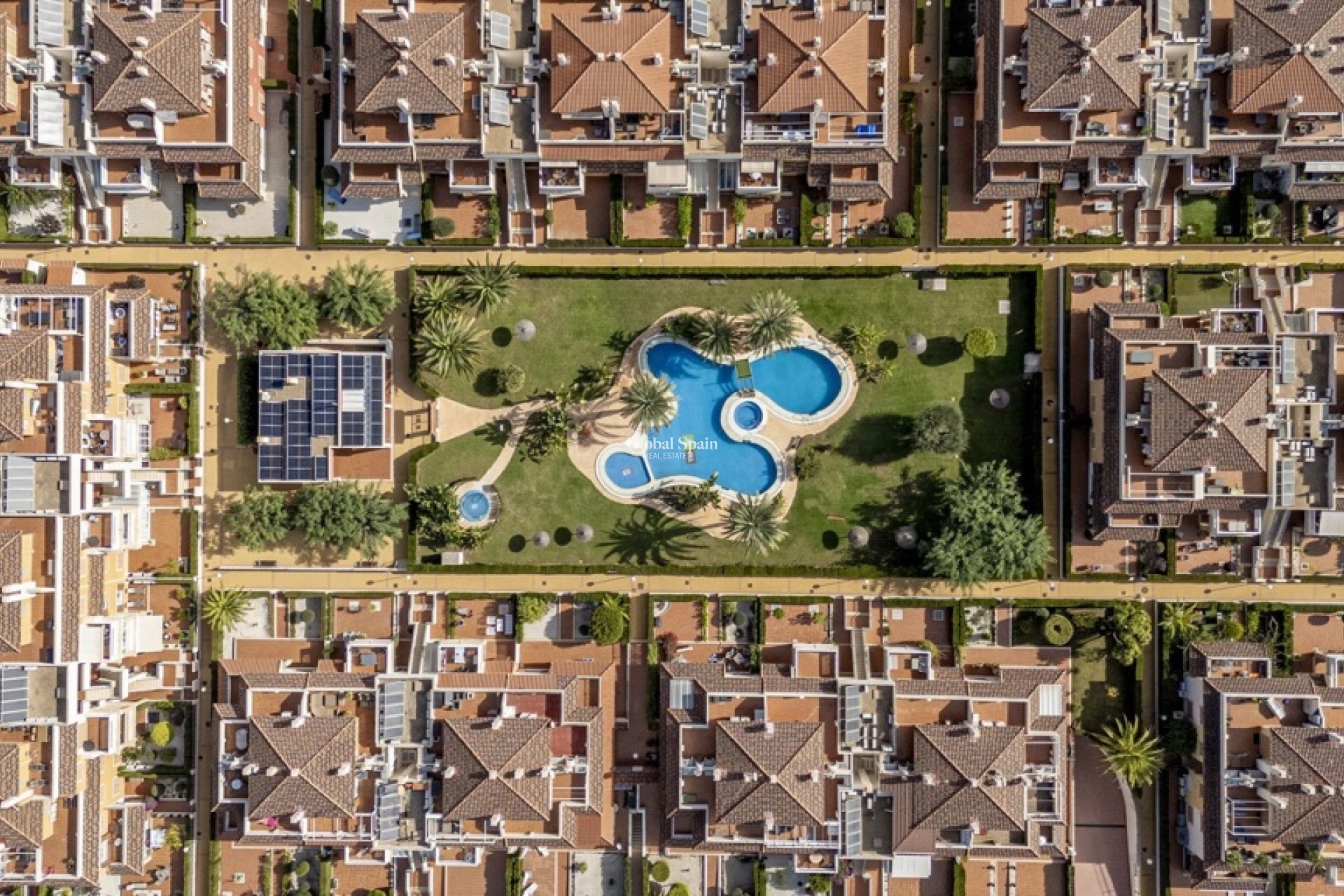 Resale - Apartment -
PLAYA FLAMENCA - Zeniamar