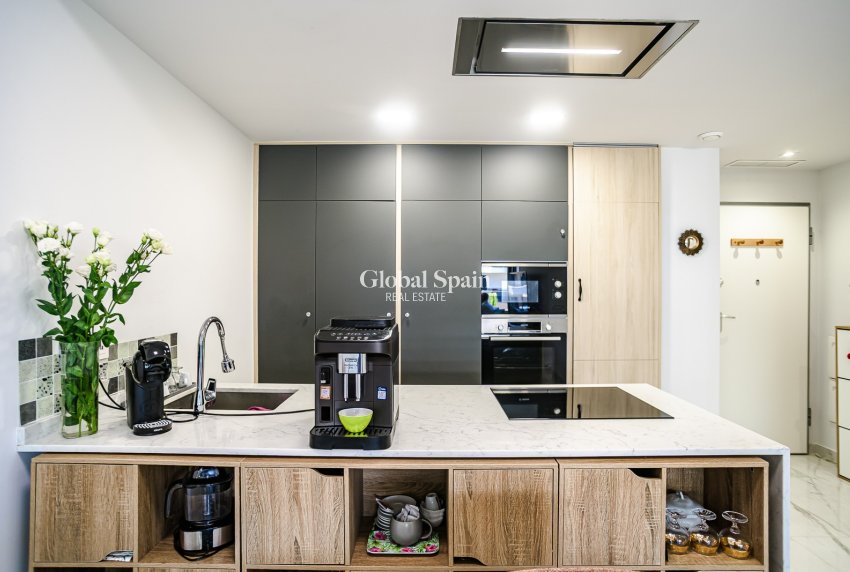 Resale - APARTMENT -
PLAYA FLAMENCA