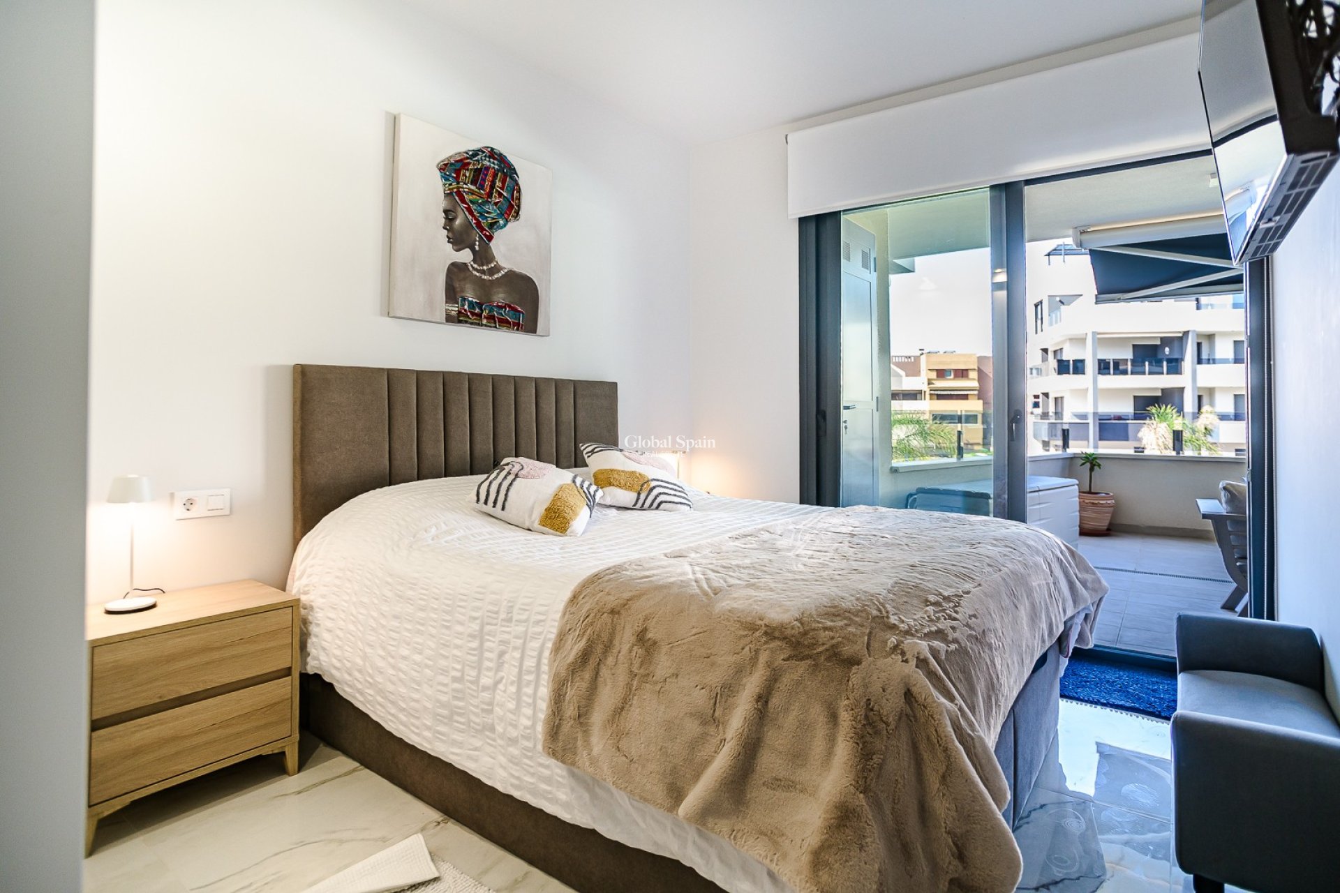 Resale - APARTMENT -
PLAYA FLAMENCA